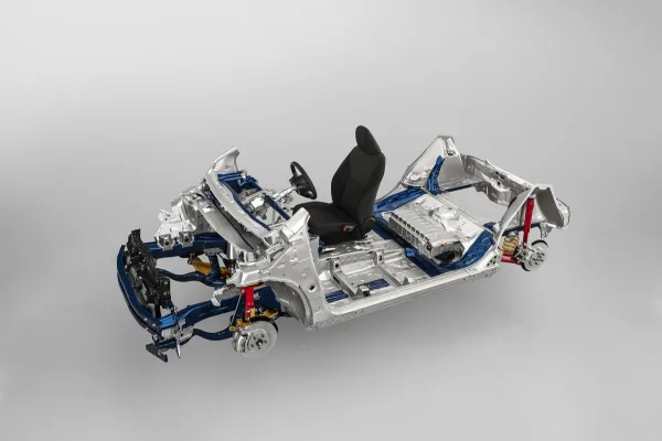 Nouvelle plateforme GA-B de Toyota, elle sera inaugurée par la Yaris