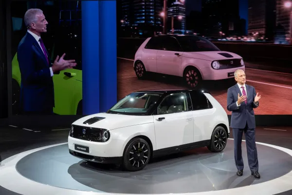 Honda présente la Honda e