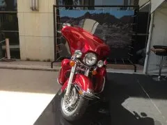 PROX4 ne craint personne, avec sa Harley Davidson !