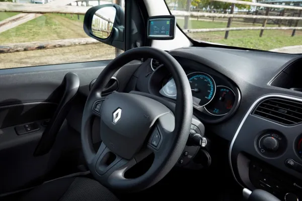 شركة Renault تقوم بإدخال تقنية الهيدروجين على سياراتها النفعية