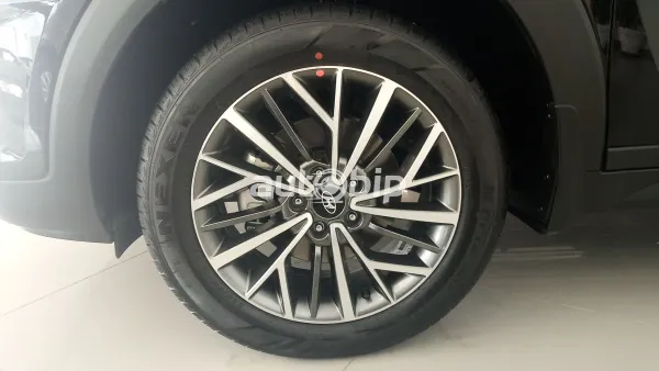 Hyundai Tucson GL restylée disponible chez Cima Motors