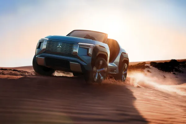 معرض طوكيو: ميتسوبيشي تكشف عن سيارتها الاختبارية MI-TECH Concept