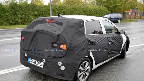 سيارة Hyundai I20 الجديدة تظهر من خلال الصور التجسسية