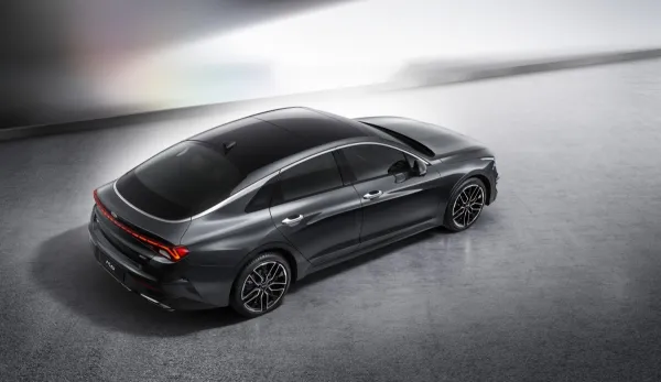 Kia dévoile les images officielles de la nouvelle K5 (Optima)