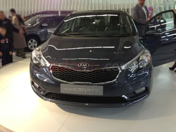La nouvelle CERATO fait fureur chez KIA au salon d’Alger
