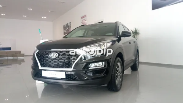 Hyundai Algérie : Prix à la hausse pour le New Tucson GL, l’Azera désormais sans remise.