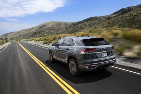 Volkswagen dévoile l'Atlas Cross Sport