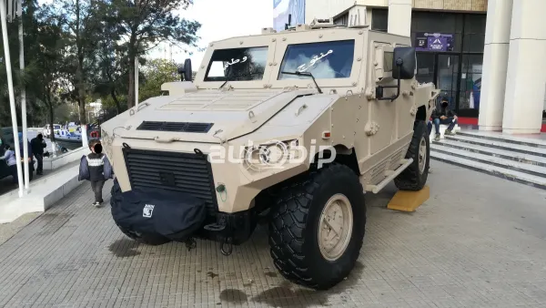 Les véhicules militaires Mercedes-Benz présents en force à la Foire de la Production Algérienne 2019