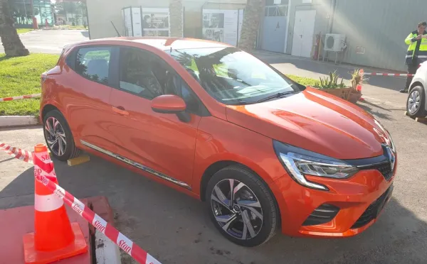 ظهور ال Clio 5 في مصنع وهران