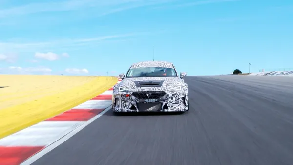 ٍسيارة Cupra Leon تضرب لنا موعدا في 20 فيفري 2020