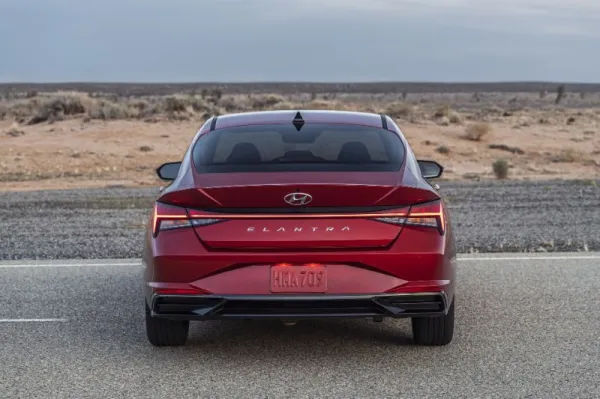 La nouvelle Hyundai Elantra 2021 dévoilée