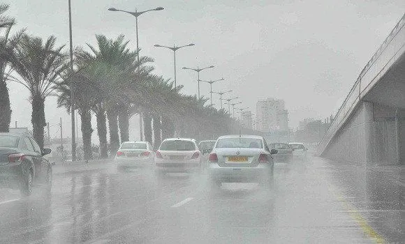 أمطار رعدية مرتقبة على العديد من ولايات غرب الوطن ابتداء ظهيرة الخميس