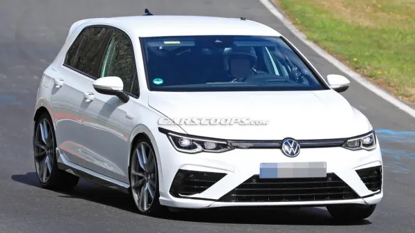 La Volkswagen Golf 8 R surprise sur le Nürburgring