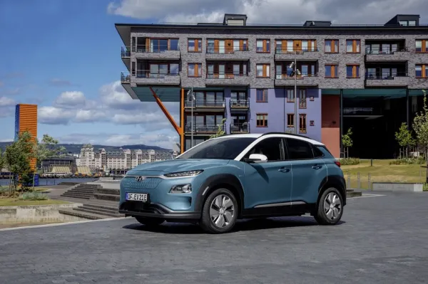 TopGear magazine: Hyundai Kona électrique élu meilleure petite voiture familiale