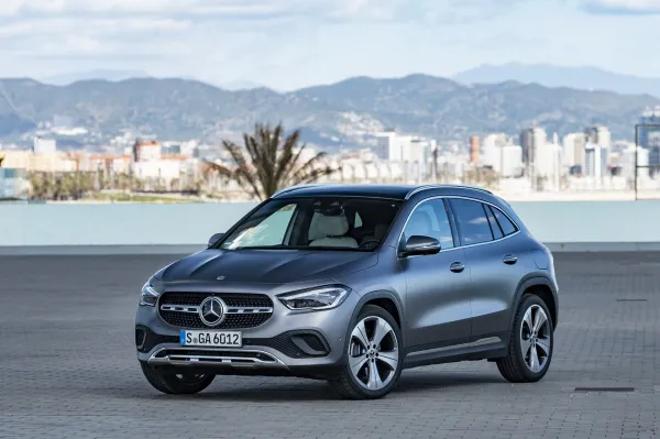 Mercedes-Benz : Le nouveau GLA en images