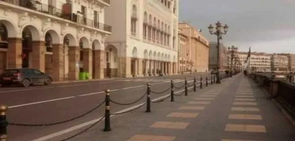 عيد الفطر : تعليق حركة الـمرور لكل السيارات بما في ذلك الدراجات النارية حتى خارج أوقات الحجر