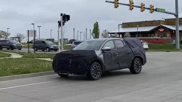 سيارة Hyundai Santa Cruz على الطريق لأول مرة