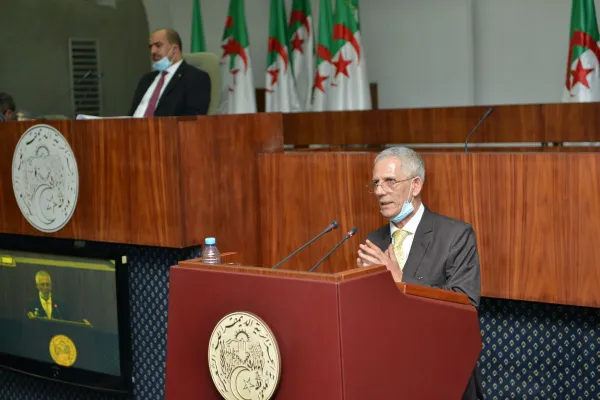 Ferhat Ait Ali: l’importation des voitures sera hors du monopole