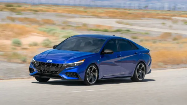 Hyundai dévoile l'Elantra N Line 2021
