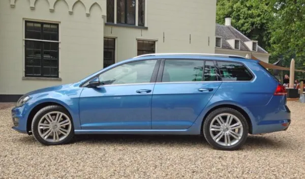 Volkswagen : La Golf 8 fait finalement deux breaks, Variant & Alltrack