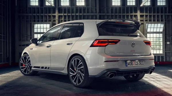 Volkswagen Golf GTI Clubsport : 296 chevaux et une traction avant