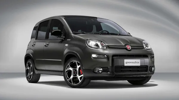 La Fiat Panda s’offre un restylage pour ses 40 ans