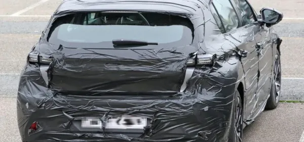 Nouveaux spyshots de la Peugeot 308