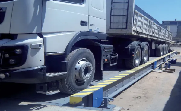 Le décret sur le contrôle de la charge des poids lourds sera publié prochainement