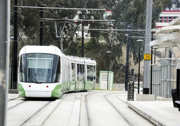 Constantine: premiers essais techniques de la 2ème tranche de la ligne d’extension du tramway