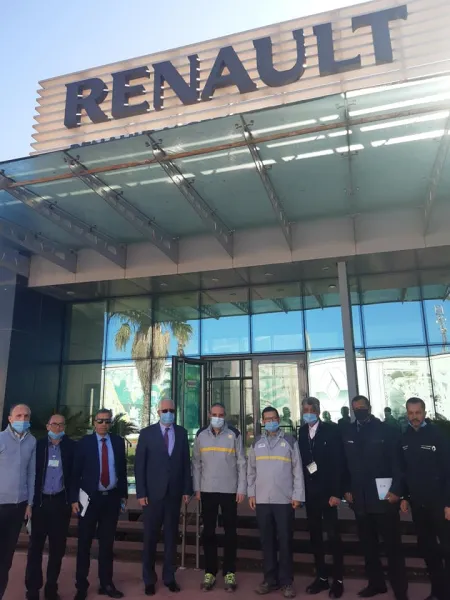 Le médiateur de la Présidence de la République à l’usine Renault Algérie