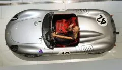 Maria Sharapova et Porsche (la belle et la bête), roulent ensemble!