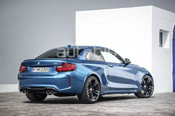 BMW lâche la nouvelle M2