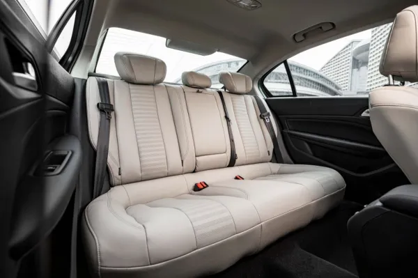 La nouvelle Peugeot 408 chinoise dévoilée