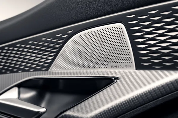 أودي تكشف عن الـ Q6 الخاصة بالسوق الصيني