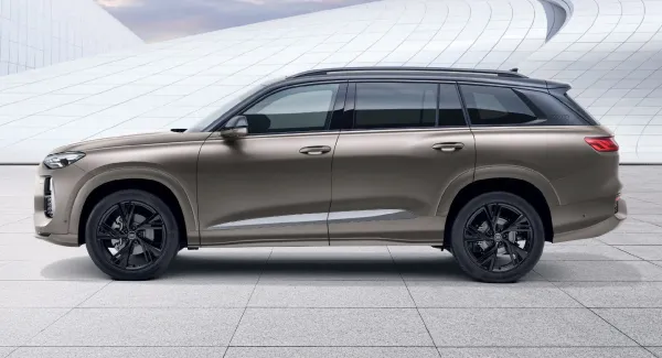 أودي تكشف عن الـ Q6 الخاصة بالسوق الصيني