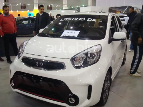 Salon Oran 2015 / Kia : remise de 25 000 da sur la Picanto
