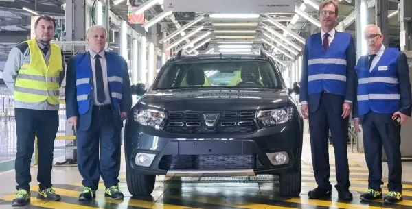 Renault Algérie Production : L’ambassadeur de l’Union Européenne en visite à l’usine