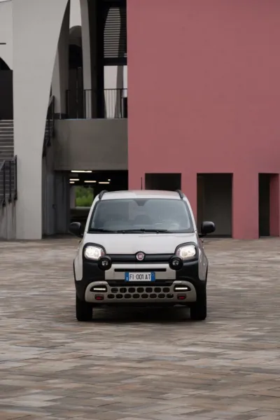فيات باندا تحتفل بعيد ميلادها الأربعين من خلال نسخة 4×40°