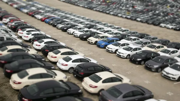 Licences d&#039;importation des véhicules neufs : ambiguïté à propos des quotas