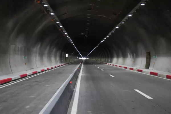 Mise en service du tube gauche du tunnel de Djebel Ouahch