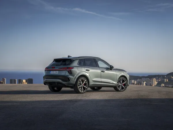 Le SUV compact Audi Q3 2025 officiellement révélé