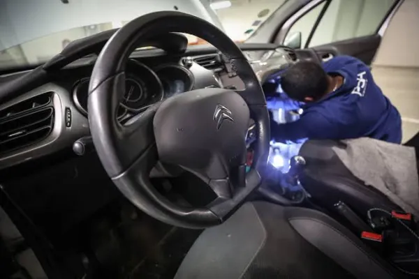 مشكلة الوسائد الهوائية Takata: حملة استدعاءات سيارات سيتروين DS3 وC3 متواصلة في الجزائر