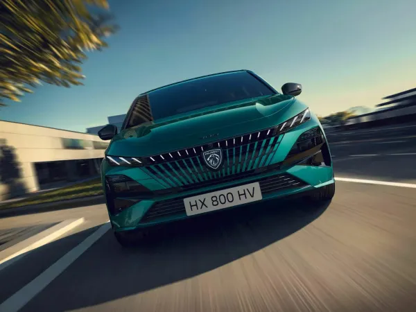 Peugeot dévoile la nouvelle 308 restylée pour 2025