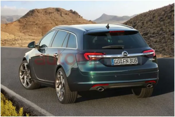 L’Insignia restylée officiellement révélée