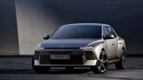 Hyundai dévoile officiellement la toute nouvelle Elantra de huitième génération