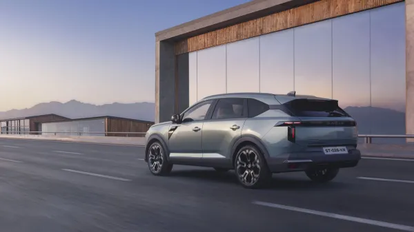 Dacia dévoile le Striker, son nouveau SUV compact à prix compétitif