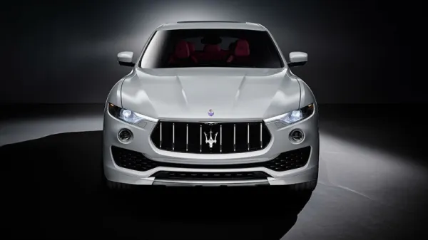 Maserati Levante : le premier SUV de la marque dévoilé en images