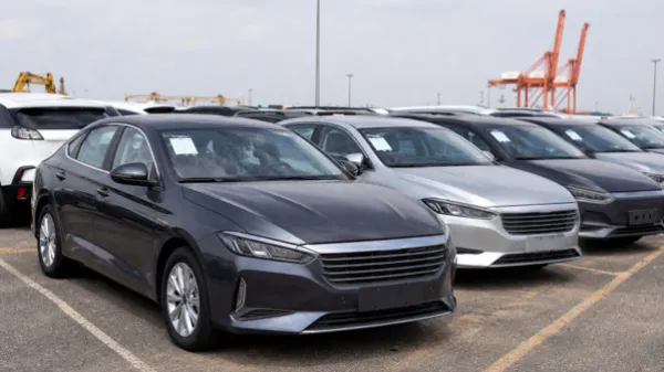 Prix des voitures en Algérie en 2026 : comment comparer les prix et les modèles avant d’acheter une voiture ?