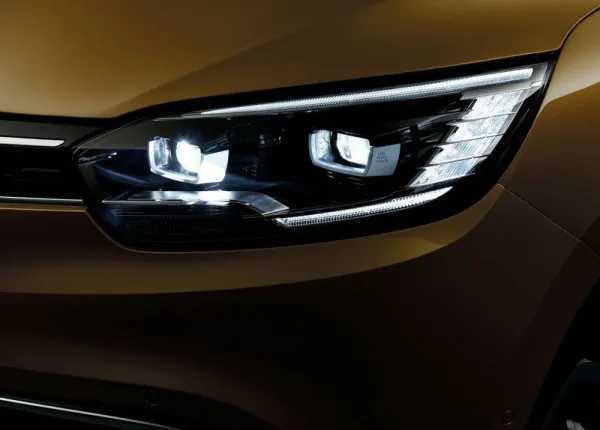 Renault présente le nouveau SCENIC 4 en première mondiale à Genéve