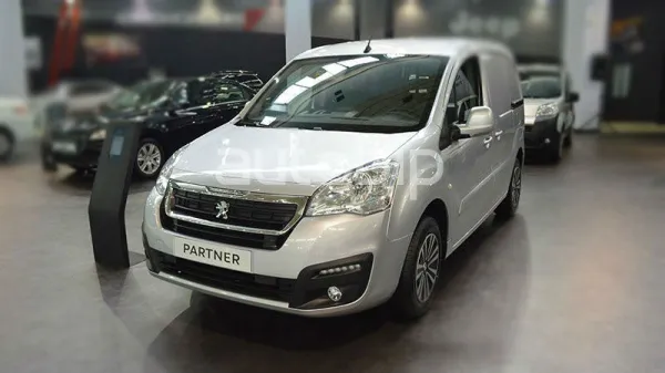 Peugeot Algérie : 80 000 da de remise sur le Partner VU Court N2